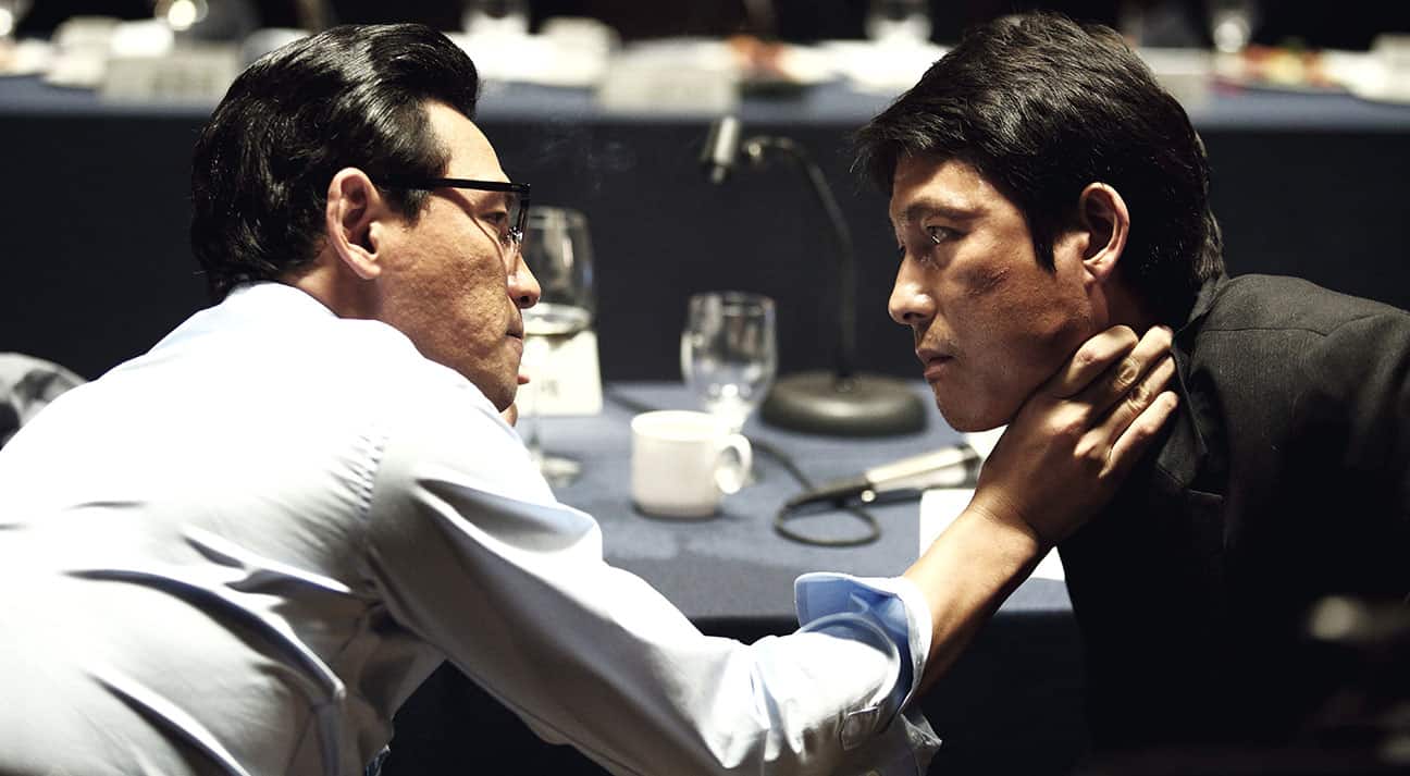 Asura: The City of Madness, played by Hwang Jung-min