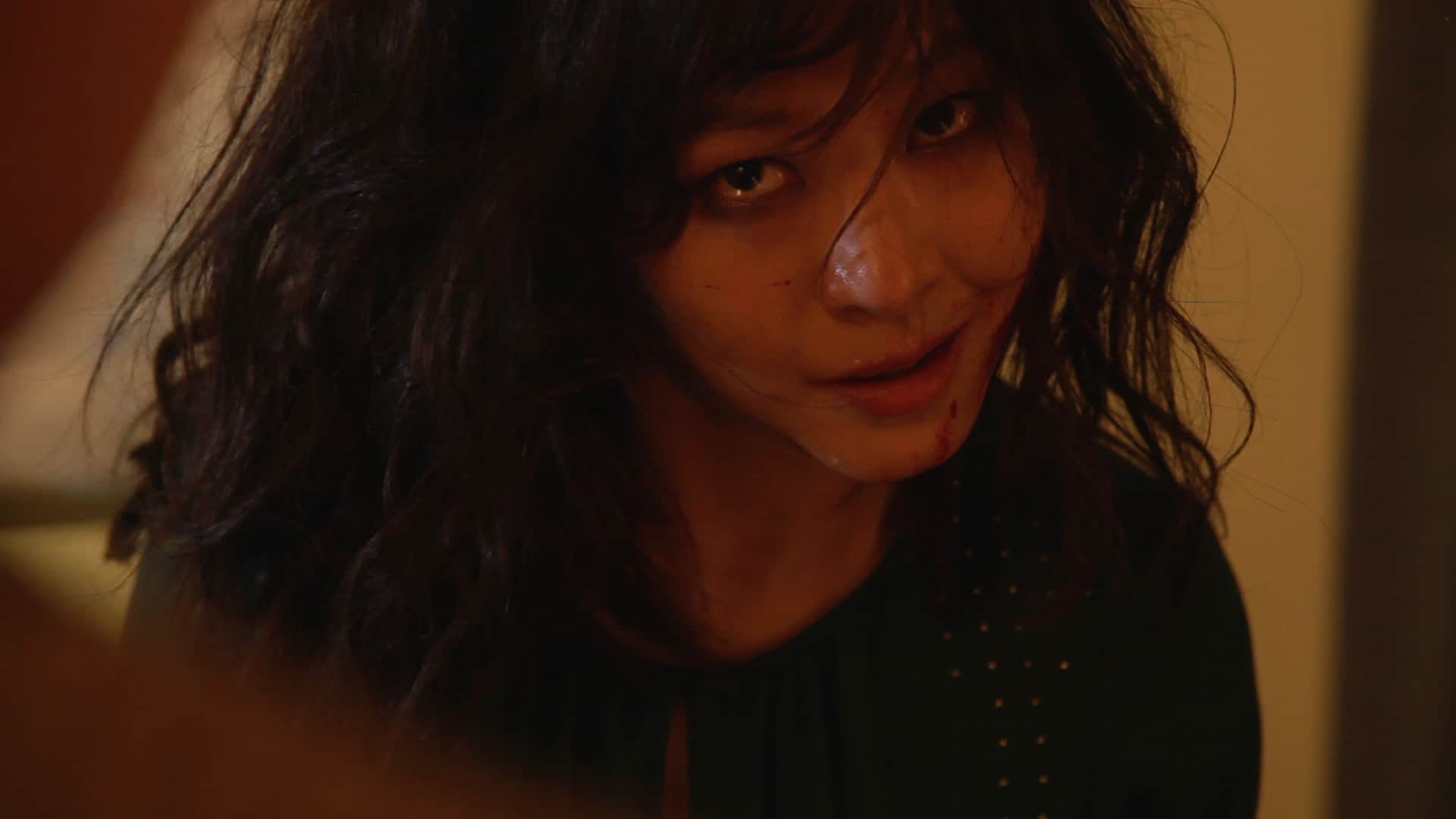 Mother (Moebius, played by Lee Eun-woo)