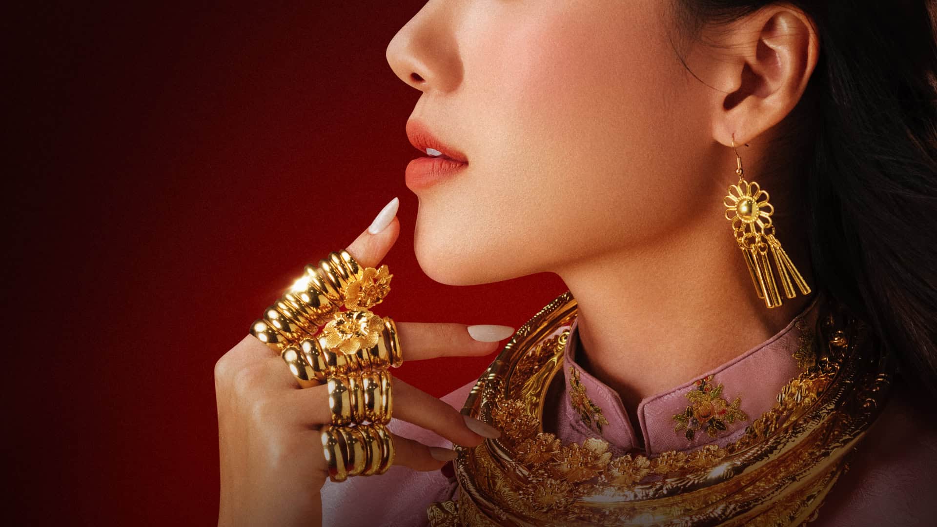 Movie poster for The Trophy Bride - a woman's profile with gold jewellery