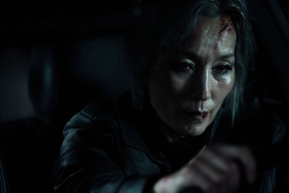 Hyeyoung Lee Pa-gwa | The Old Woman with the Knife by Min Kyu-dong
