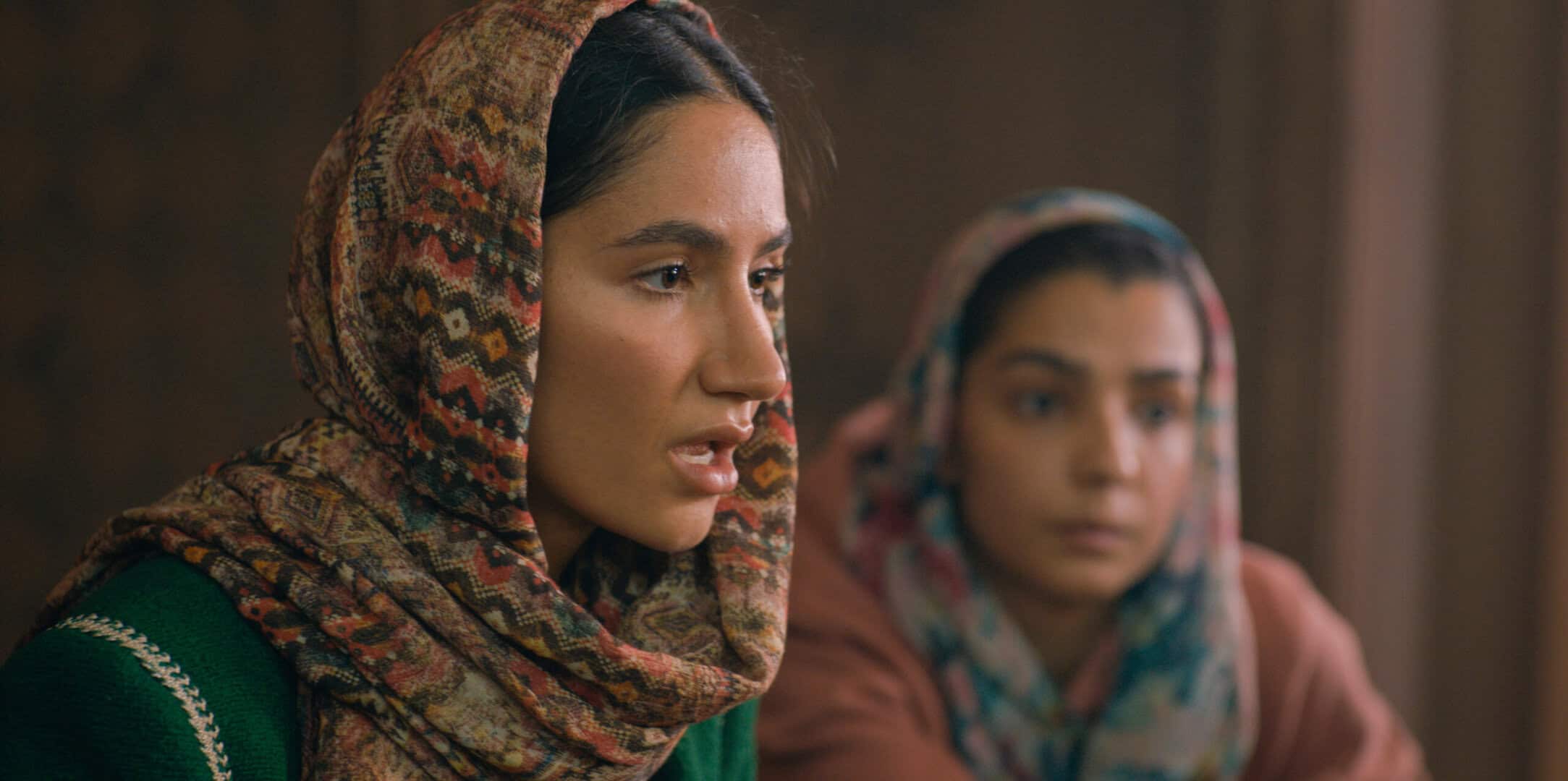 Nikohl Boosheri as Roya in Rule Breakers