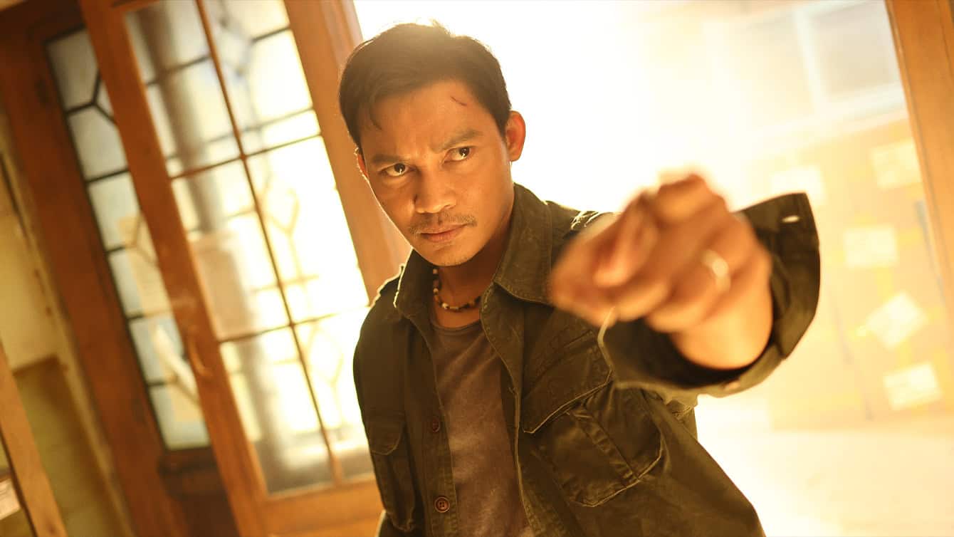 Striking Rescue Tony Jaa