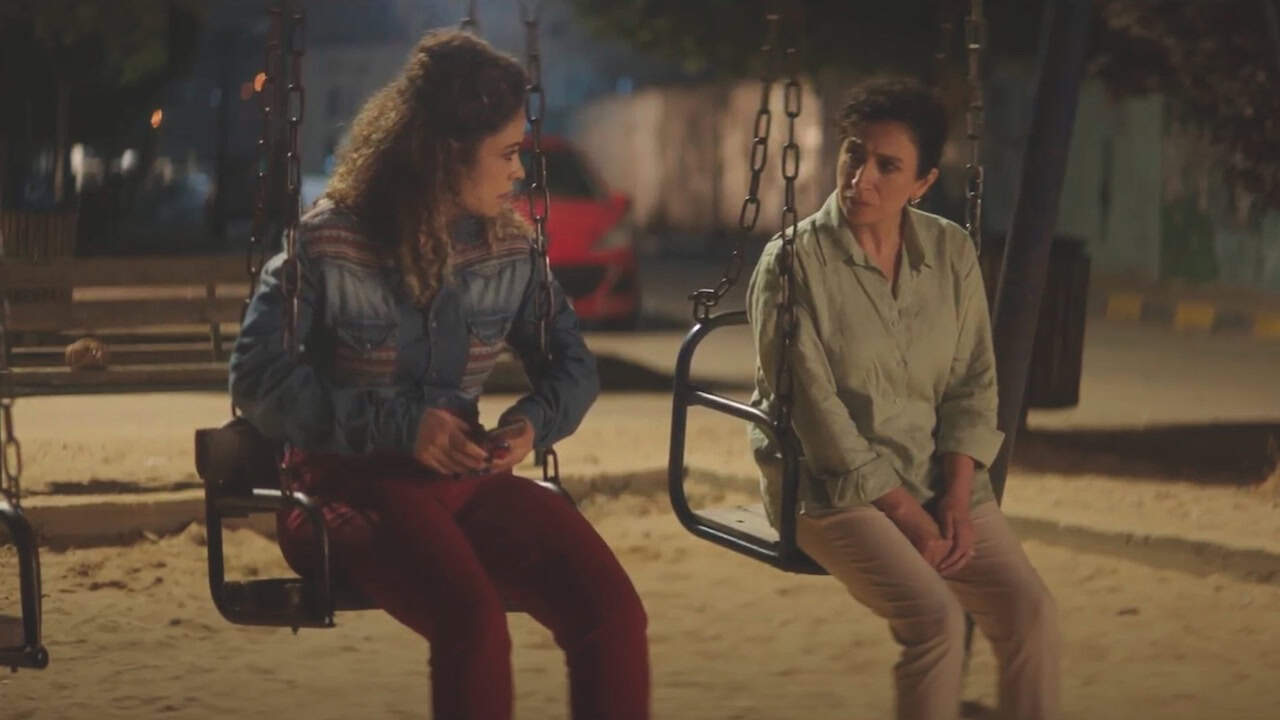 Thank you for banking with us Clara Khoury as Mariam and Yasmine Al Massri as Noura