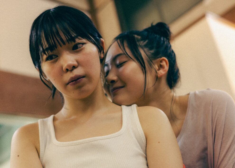 Reika Matsubara as Mitsuki and Yui Mine as Umi in Salty Blue