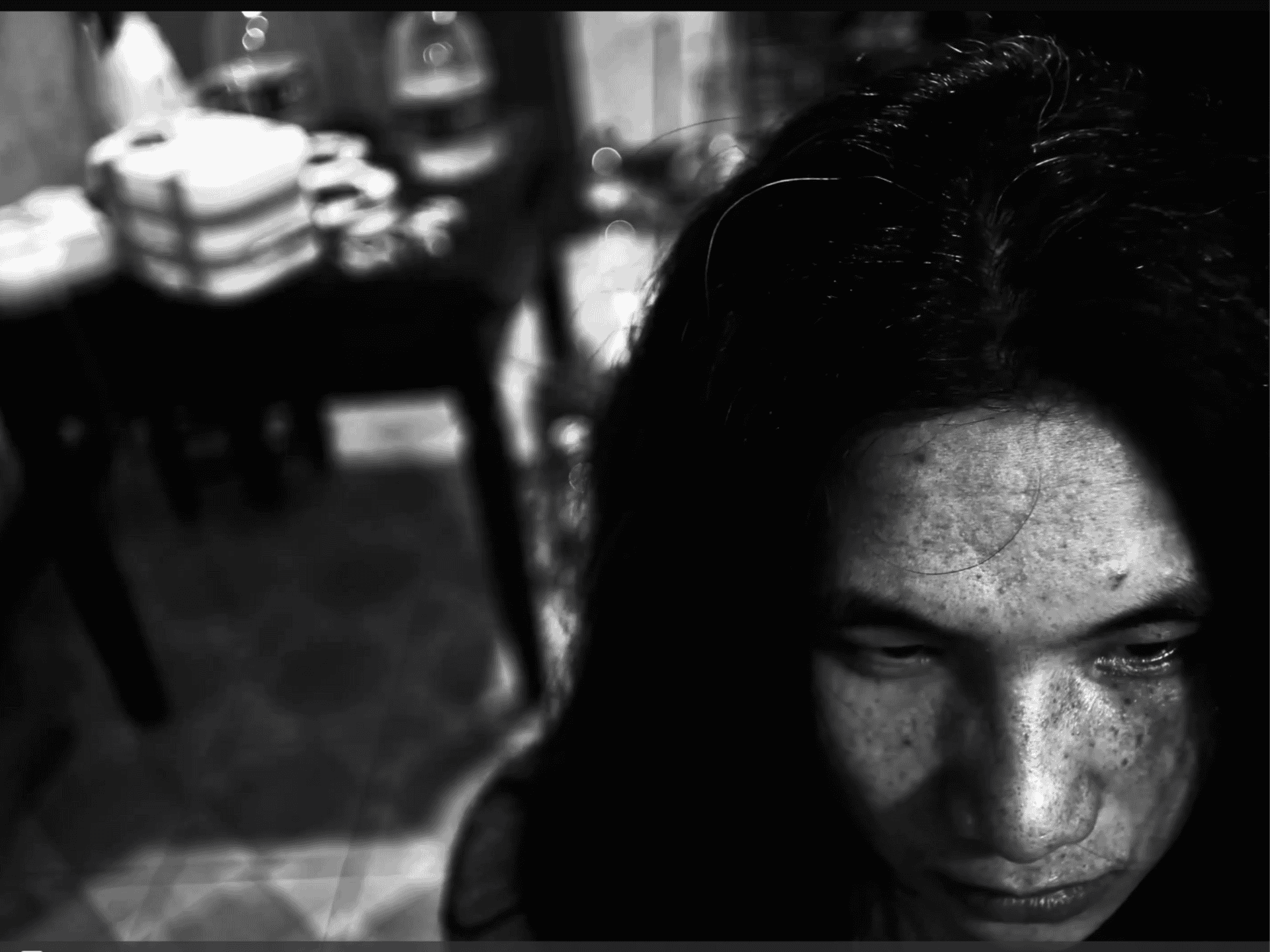 Leaving the Zoo at Nightfall (2021) by Lei Kai Po Cathay Play Film Review