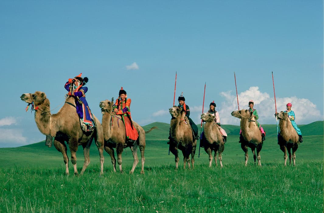 Johanna d’Arc of Mongolia (1989) by Ulrike Ottinger Film Review
